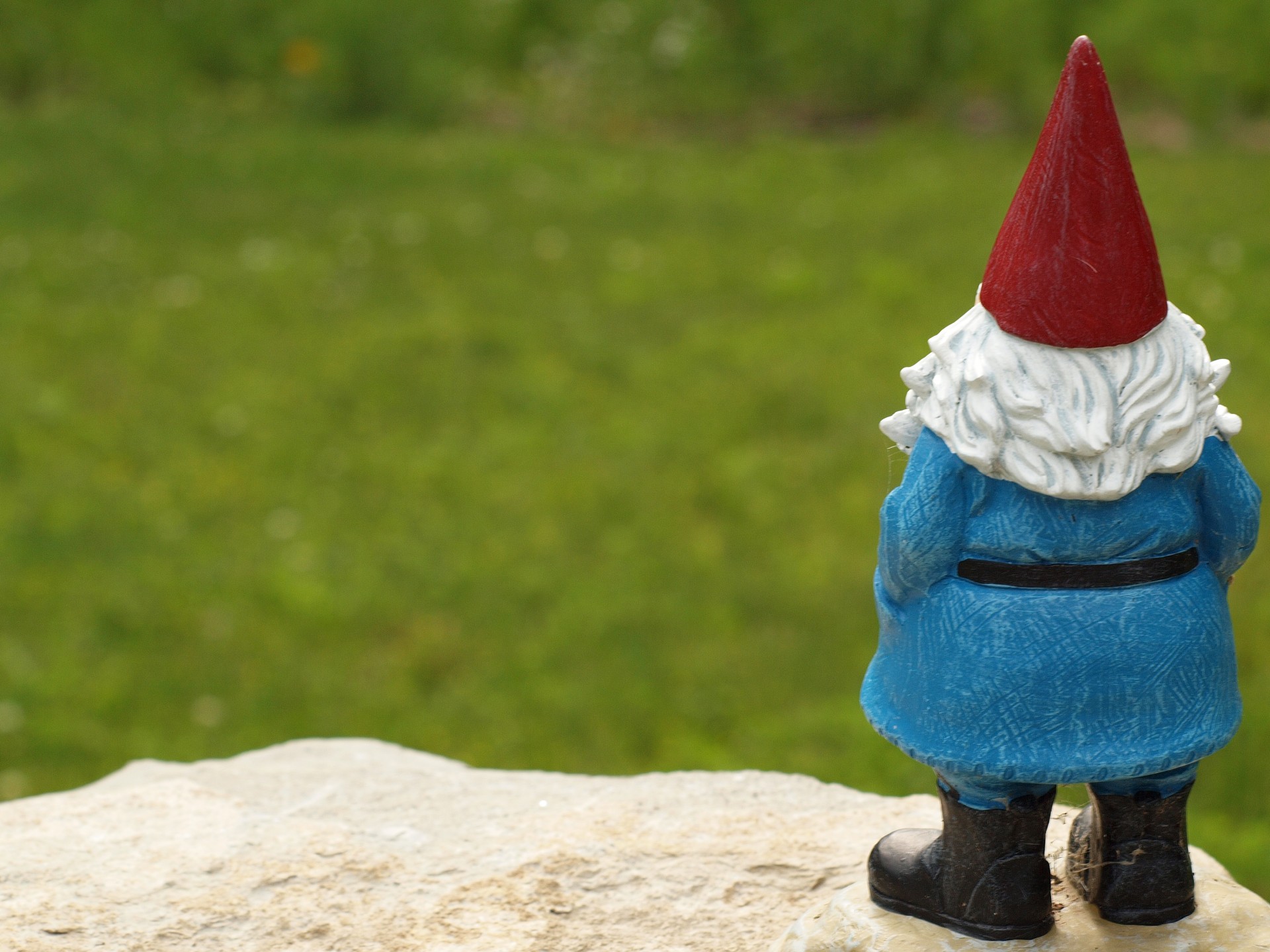 The Go Away Gnome