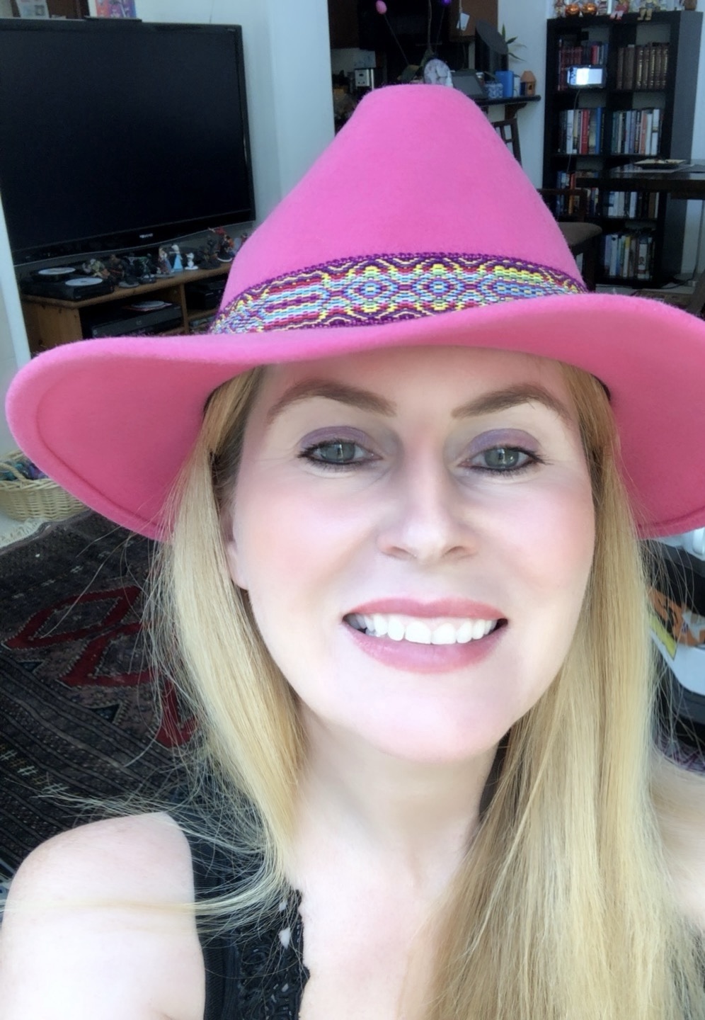 Hello, Wonderful Friends!